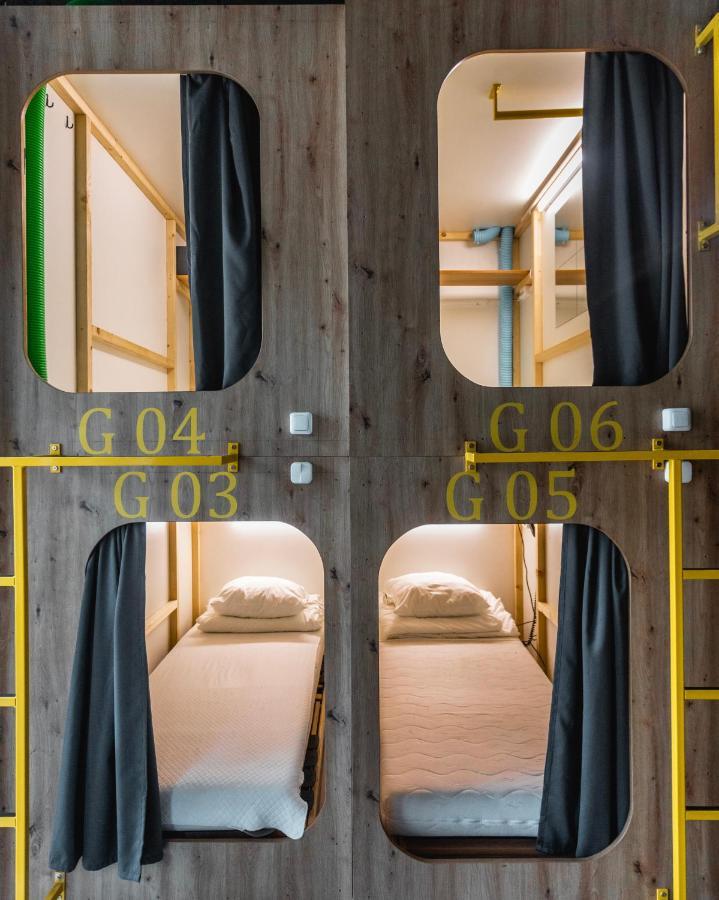Capsule Hostel Logistic Аеропорт Вільнюс Екстер'єр фото